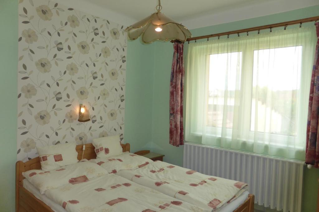 Napfeny Apartman Es Vendeghaz 艾格扎洛克 客房 照片