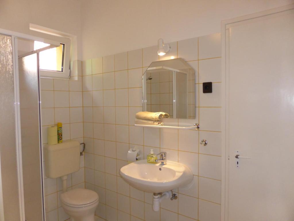 Napfeny Apartman Es Vendeghaz 艾格扎洛克 客房 照片